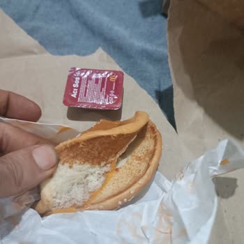 Köfteburger Menüde Köfte Eksik Ve Yetersiz İade