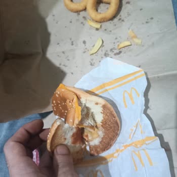 Köfteburger Menüde Köfte Eksik Ve Yetersiz İade