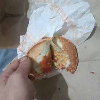 Köfteburger Menüde Köfte Eksik Ve Yetersiz İade