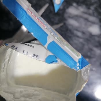 Aldığım Sütaş Sütte Bozuk Tat Ve Tortu Sorunu: Açıklama Ve Ürün Değişimi Talebi
