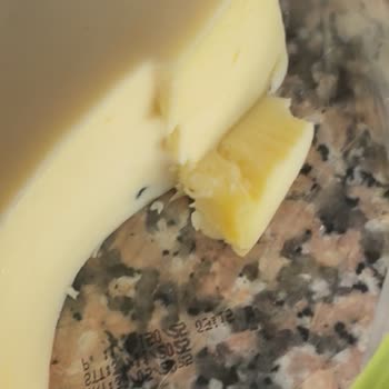 Şok Marketler Aldığım Peynirden Yabancı Madde Çıktı