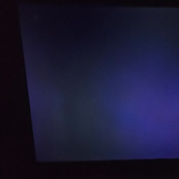 TCL QLED TV'de Süregelen Piksel Sorununa Çözüm Bulunmuyor