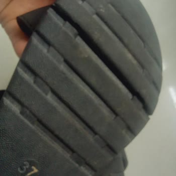 Kampanyalı Alınan Ayakkabının Tabanı 2 Ayda Çatladı, İade Talebim Var