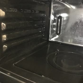 Fırınım Por Çöz Fırın Temizleyici Nedeniyle Zarar Gördü, Ücret İadesi Talep Ediyorum