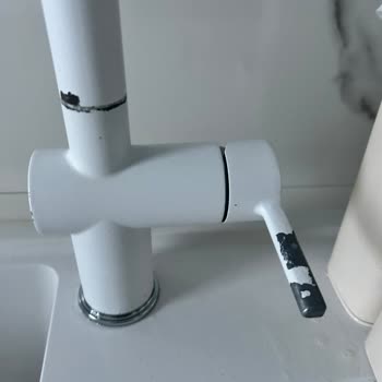 Evyemde Sürekli Soyulma Ve Çıkmayan Lekeler Sorunu!