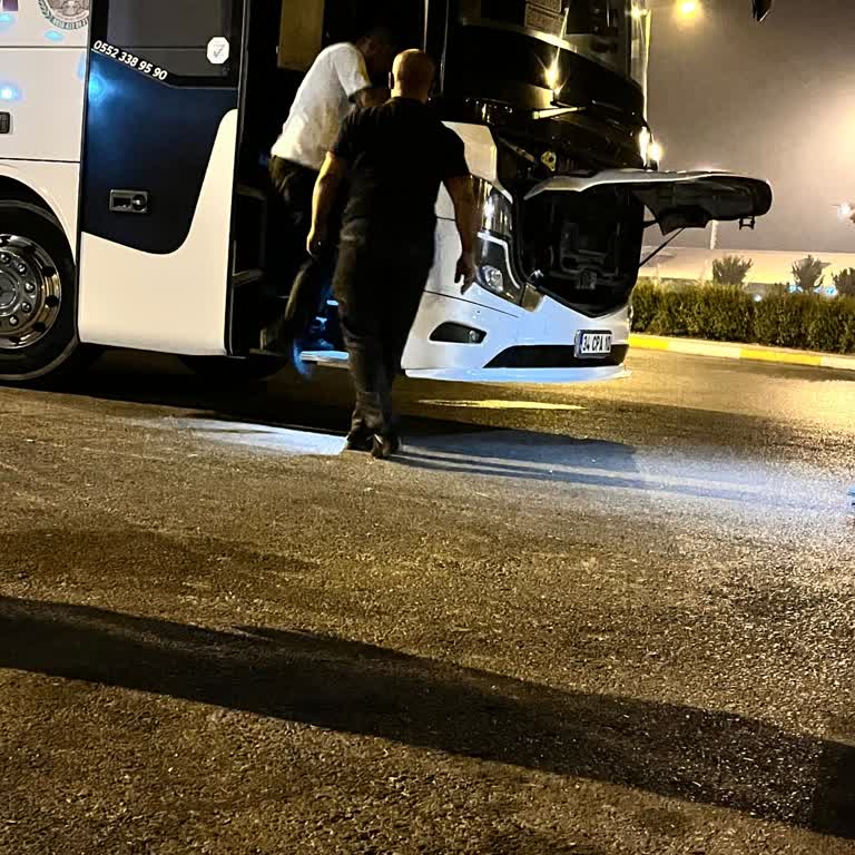 Otobüs Gecikmesi, Arıza Ve Personel Kabalığı Nedeniyle Mağduriyet Yaşadım