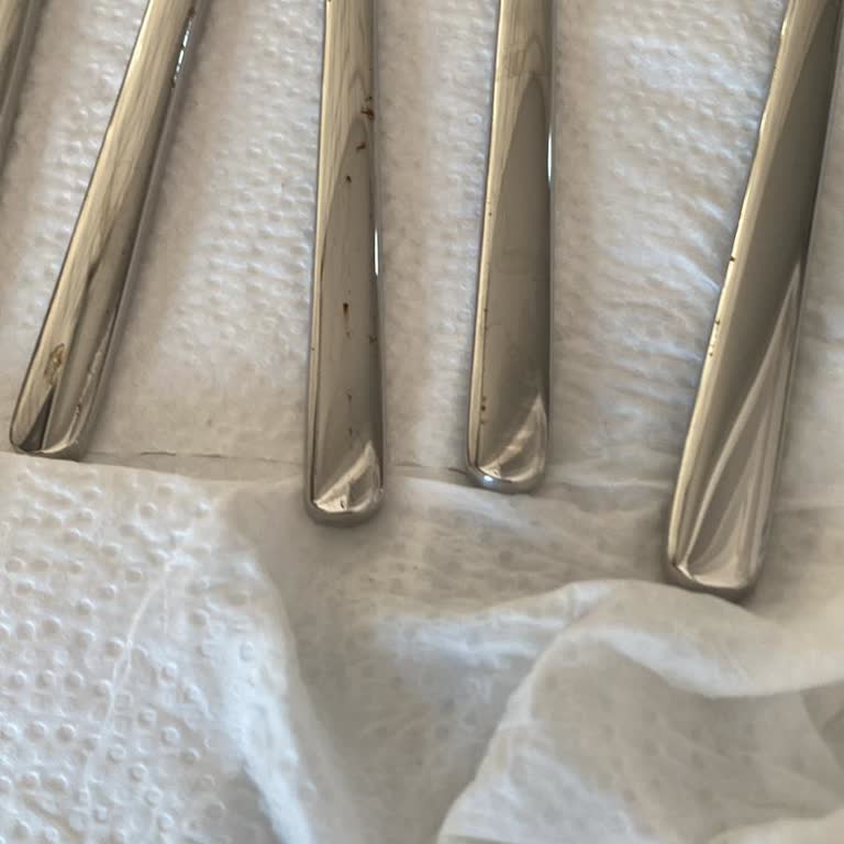 Yeni Alınan Çatal Kaşık Setinde Paslanma Ve Güven Kaybı