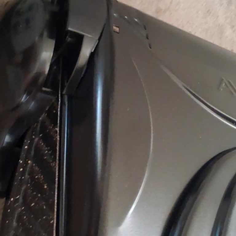 Kırık Ve Eksik Parçalı Tost Makinesi Bilerek Hasarlı Gönderildi