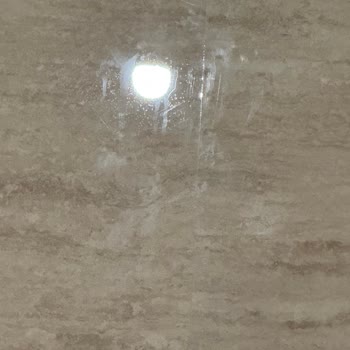 High Gloss Lak Panel Dolaplarda Temizliğe Rağmen Kalıcı Leke Sorunu Ve İlgisiz Müşteri Hizmetleri