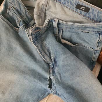 Az Kullanımda Yırtılan Pantolon Ve İade Talebim