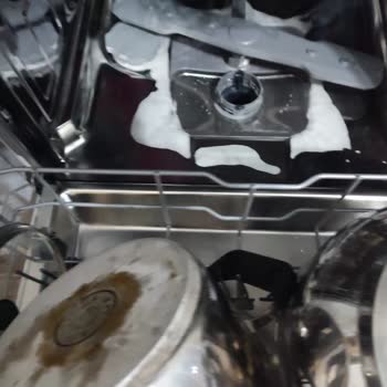 Yeni Bulaşık Makinesi Köpüklü Bırakıyor Servis Çözüm Sunmuyor