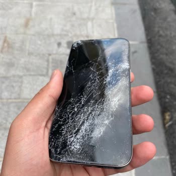 Alpa Telekomünikasyon Garanti Kapsamı Dışında Kalan Ekran Hasarı İçin Çözüm Bekliyorum