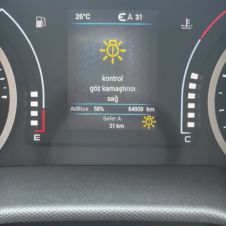 Araçta Aniden Beliren 'Kontrol Göz Kamaştırıcı' Hatası Hakkında Bilgilendirme Talebi