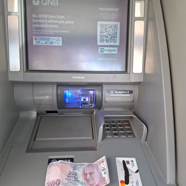 Bankadan Çekilen Paranın ATM Tarafından Kabul Edilmemesi Mağduriyet Yaşadım