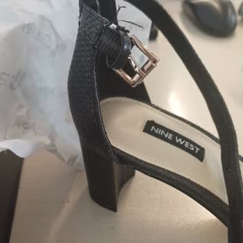 Defolu Ayakkabı İadesi Kutuya Yazı Bahanesiyle Reddedildi, Mağduriyetim Giderilmiyor