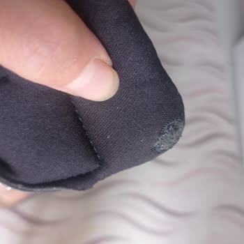 Yanlış Numara Ve Defolu Ayakkabı, İlgisiz Satıcı