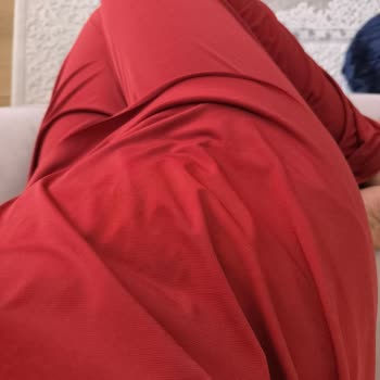 Sipariş Edilen Ürünler Kalitesiz Ve Yanlış Renklerde, Müşteri Hizmetleri Yanıtsız