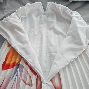 Sipariş Ettiğim Elbiseler Farklı Ve İade Taleplerim Yanıtsız Kaldı