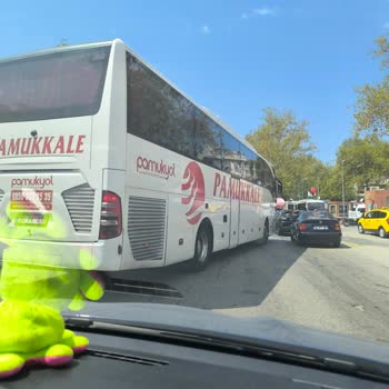Otobüs Şoförünün Trafikte Tehlikeli Ve Saygısız Davranışı Mağduriyet Yaşattı