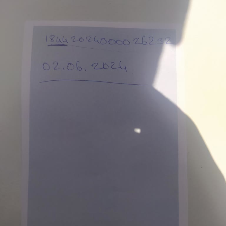 Mavi Pantolonumda Sürekli Yırtılma Var, Çözüm Sunulmuyor