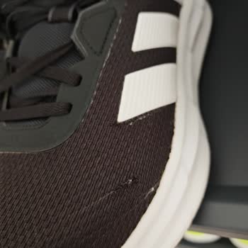 Garanti Süresi Devam Eden Ayakkabımın Değişim Talebi Reddedildi