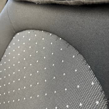 Koltuklar Zarar Gördü Sigara Yanığı Oluştu Paramızla Rezil Olduk