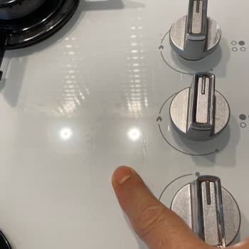 Arçelik Ankastre Ocakta Düğmelerde Renk Değişimi Ve Camda Leke Sorunu Çözülmedi