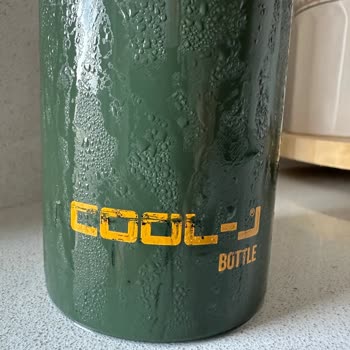 Paslanmaz Çelik Matara Soğuk Tutmuyor Ve Boyası Dökülüyor