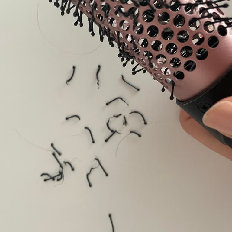 Saç Şekillendirici Başlığının Telleri Eriyor, Garanti Kapsamı Dışında Bırakıldı