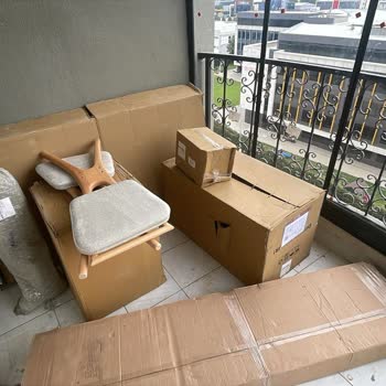 Vivense'den Sipariş Edilen Ürünlerin Geç Ve Özensiz Teslimatı