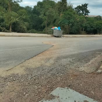 Kocaeli Büyükşehir Belediyesi Kazı Sonrası Bozuk Yol Kazalara Sebep Oluyor