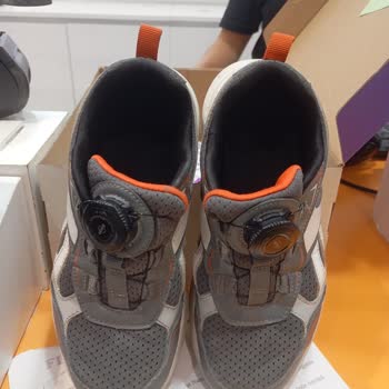 FLO Ayakkabı Çocuğumun Ayağını Yaran Ayakkabıya Rağmen Değişim Talebimiz Reddedildi