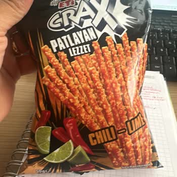 Aldığım Krakerin İçinden Tüy Çıktı, Hijyen Endişesi Yaşıyorum