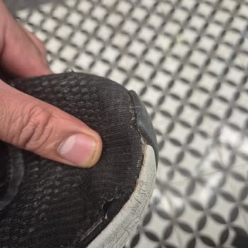 I Face Serious Deformation Problem with Skechers Shoes After Minimal Use