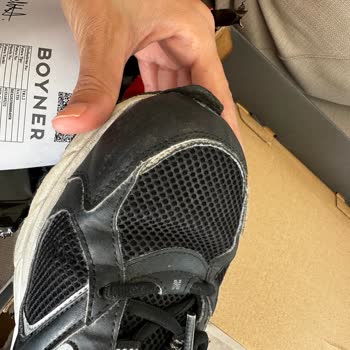 I Face Quality Issues with New Balance 408 Shoes as They Wore Out in Months
