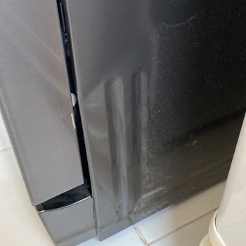 LG Bulaşık Makinesinde Göçük Ve Renk Atması, İlgisiz Müşteri Hizmeti