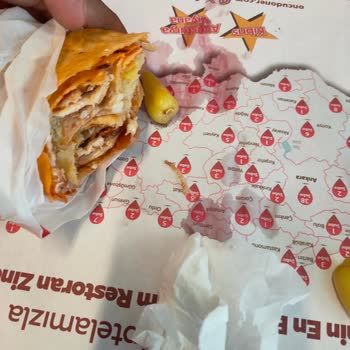 Dönerin İçinden Çıkan Plastik Parçası Ve Yetersiz Çözüm