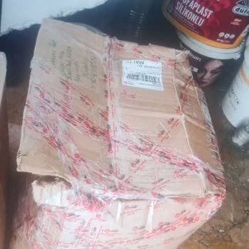Aras Kargo’dan Gelen Kargo Kutusunun Parçalanması Ve Fare Sorunu
