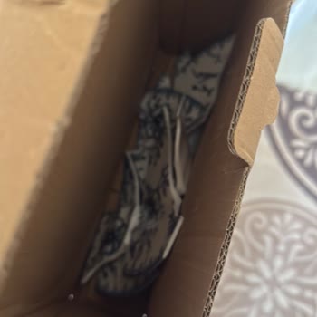 Hediye Yemek Takımındaki Kırık Tabaklar İçin Çözüm Bekliyorum