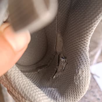 I Face Defects With Skechers 13451GRY Shoes and My Exchange Request Was Denied