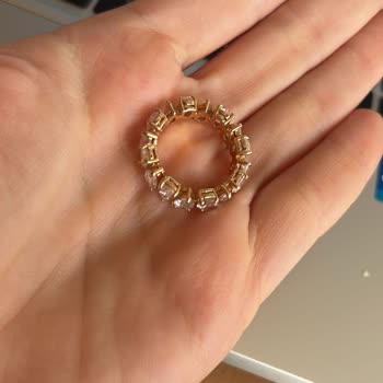 Swarovski Yüzüğümün Taşı Kısa Sürede Düştü Mağazadan Çözüm Alamadım