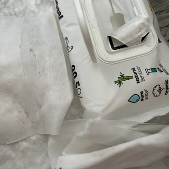 Islak Mendilde İlk Kez Karşılaştığım Siyah Leke Sorunu Mağduriyet Yarattı