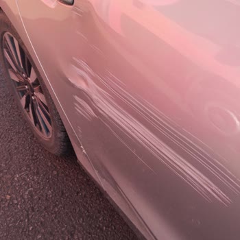 Sıfır Araçta Kısa Sürede Lastik Çatlaması Ve Çözüm Bulunamaması