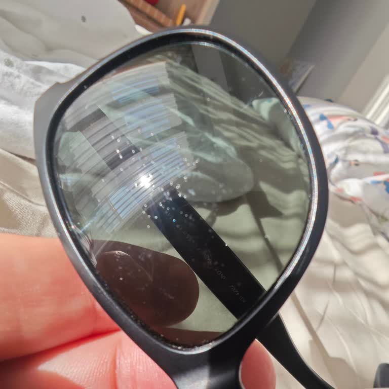 Rayban Gözlükte Garanti Süresi Sonrası Cam Lekesi Sorunu Ve Destek Talebi