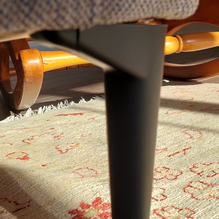 Kısa Sürede Çatlayan Koltuk Ayağı İçin Garanti Kapsamında Ücretsiz Değişim Talebi