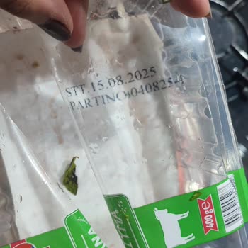 Satın Aldığım Dana Kıymadan Zımba Teli Çıktı, Sağlığım Tehlikeye Girdi