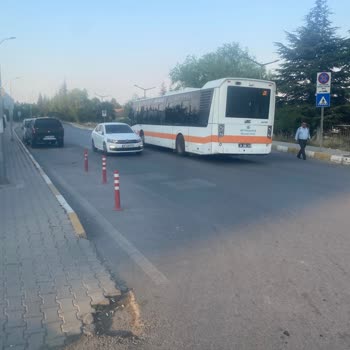 Otobüs Şoförünün Tehlikeli Ve Kaba Davranışı Güvenliğimizi Tehdit Ediyor