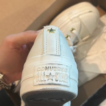 Siparişimde Kirli Ayakkabı Gönderildi, Temiz Ürün Talebim Karşılanmadı