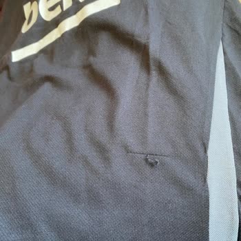 Defolu Beşiktaş Tişörtü Ve İade Talebime Dönüş Yapılmıyor