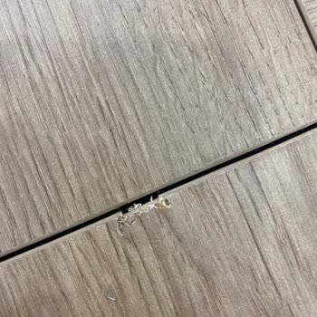 Nikah Öncesi Teslim Edilen Hasarlı Mobilyalar Ve Yaşanan Mağduriyet